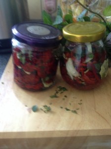 dry tomatoes in oil